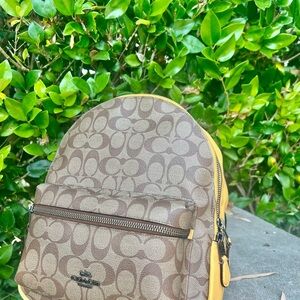 Coach Bagpack Medium limited edition